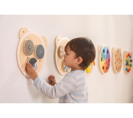 Set of  Round Wall Toys6